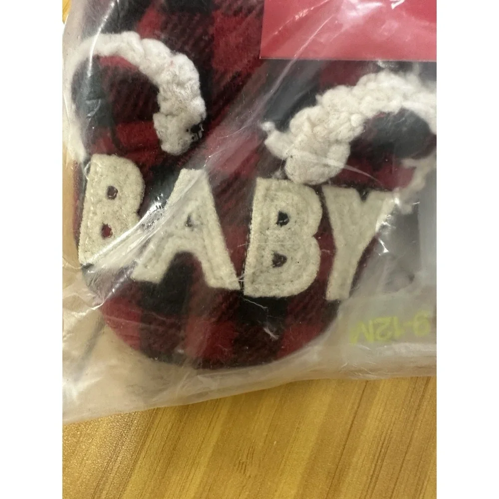Wondershop Baby Bear Baby Slippers 9-12 Months Red Black Plaid Check New